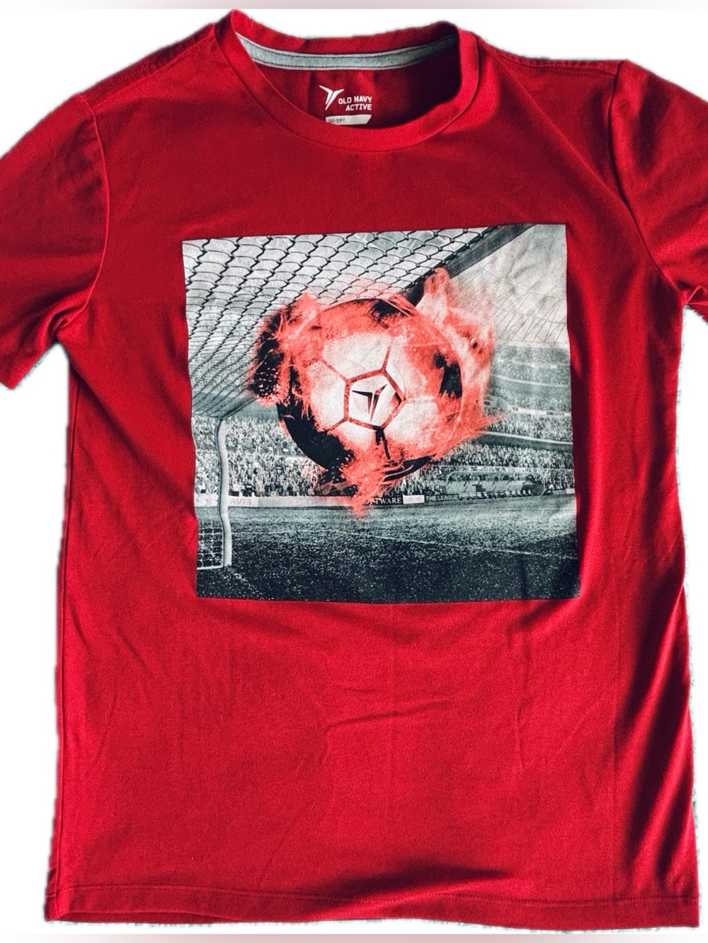 Old Navy Red Boys' Short Sleeve Soccer Graphic Tee | Go Dry | Boys XL